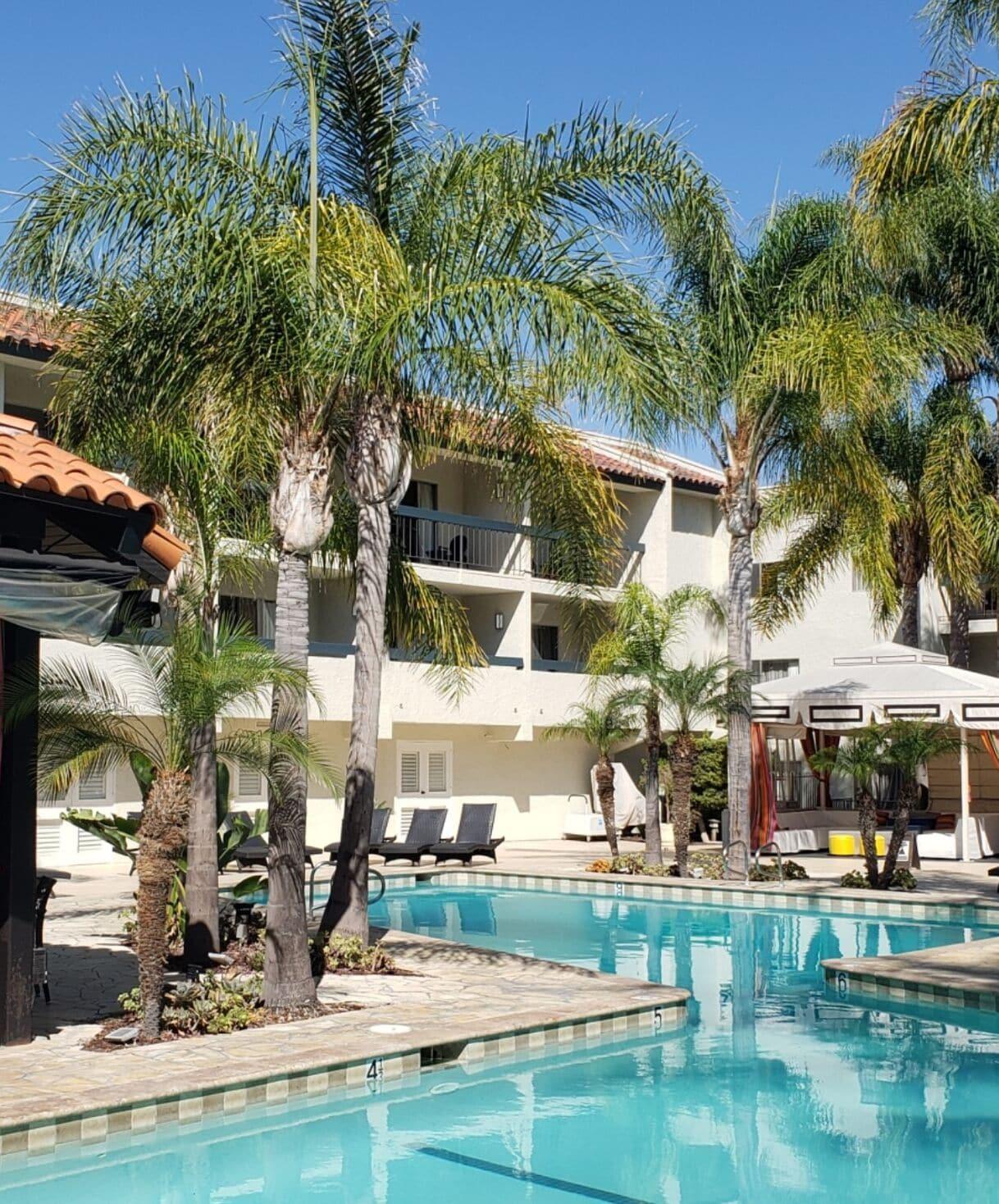 Hotel Atrium Orange County Irvine