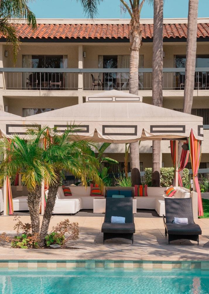 Atrium Orange County Irvine