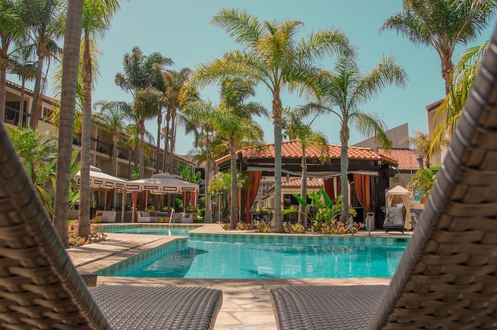 Atrium Orange County Irvine