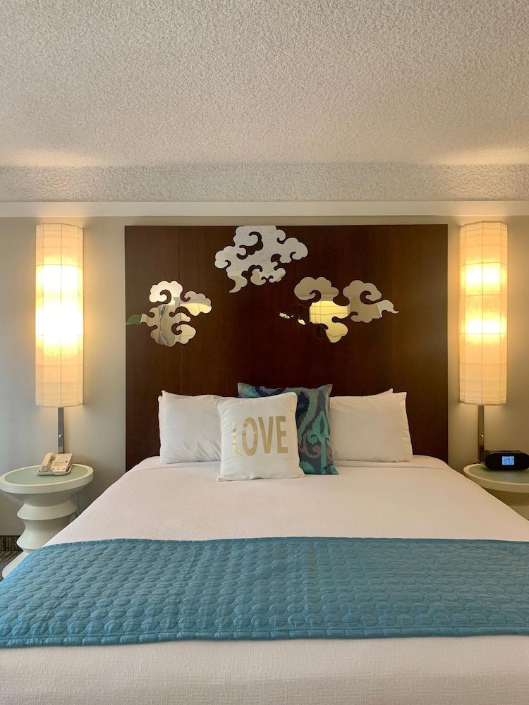 Atrium Orange County Irvine