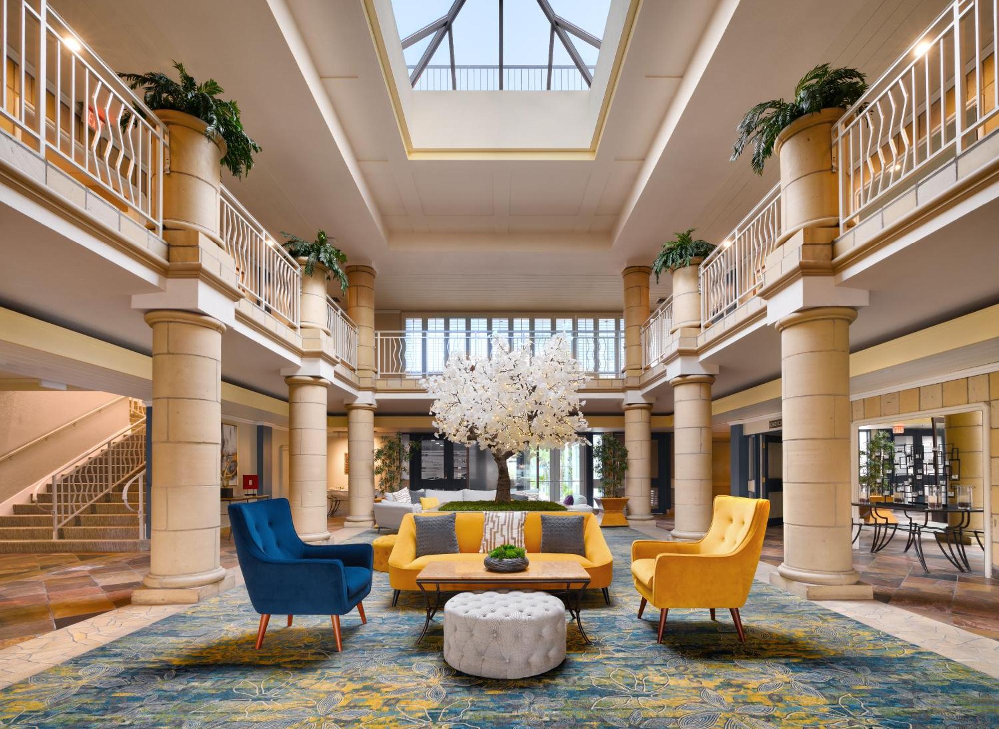 Atrium Orange County Hotel Irvine