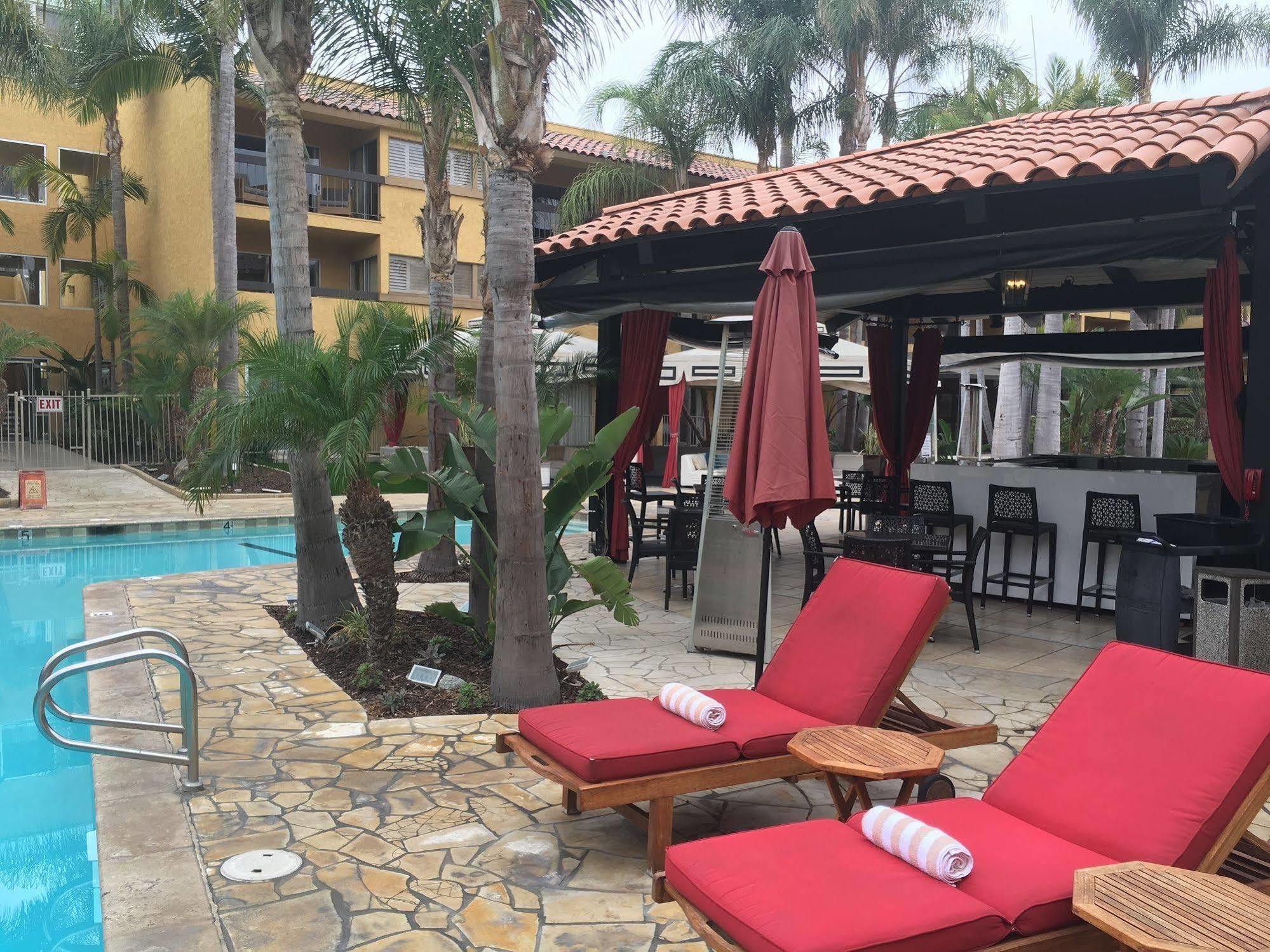 Atrium Orange County Hotel Irvine